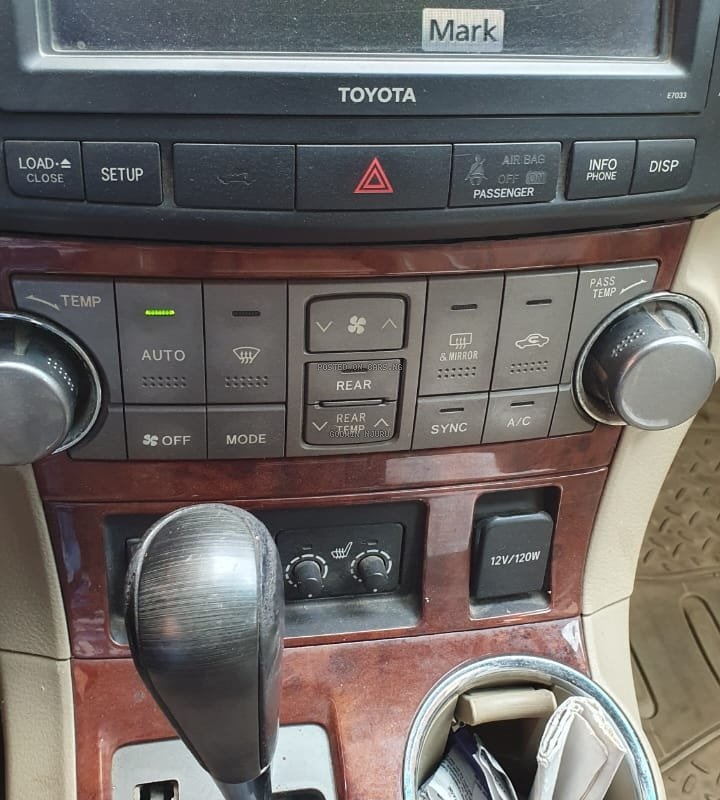 Toyota Highlander 2012 for Sale In Lagos image