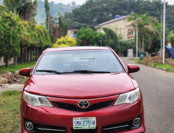 Toyota Camry SE 2012 Sport Edition