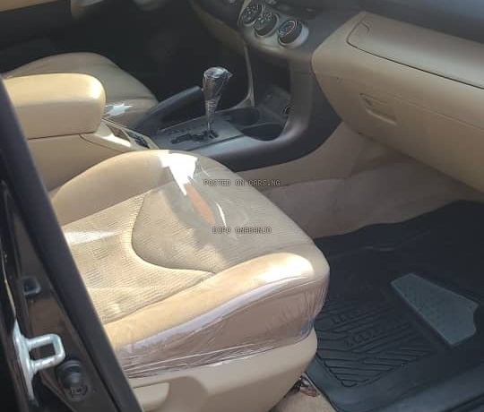 Foreign Used Toyota RAV4 2010 for Sale In Lagos