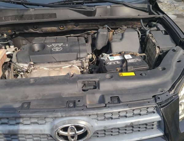 Foreign Used Toyota RAV4 2010 for Sale In Lagos