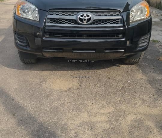 Foreign Used Toyota RAV4 2010 for Sale In Lagos