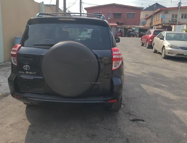 Foreign Used Toyota RAV4 2010 for Sale In Lagos