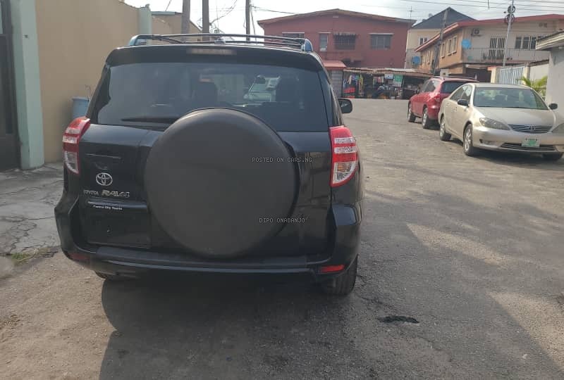 Foreign Used Toyota RAV4 2010 for Sale In Lagos image