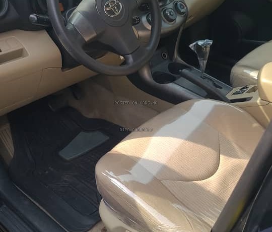 Foreign Used Toyota RAV4 2010 for Sale In Lagos