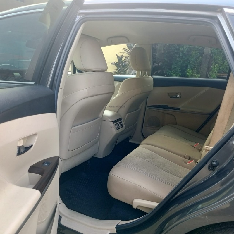 Foreign Used Toyota Venza 2011 for Sale In Lagos image