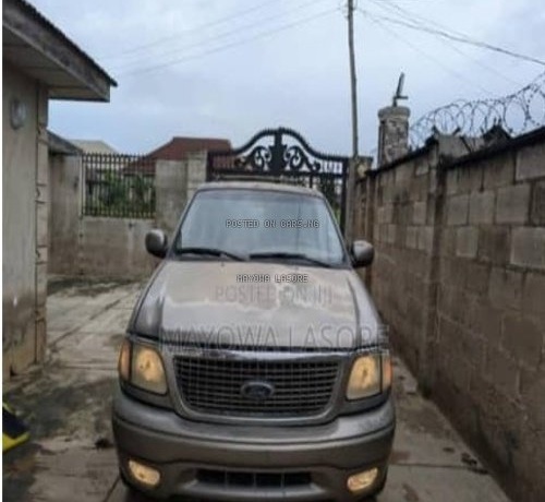 Ford Expeidition 2001 for Sale In Badagry Lagos