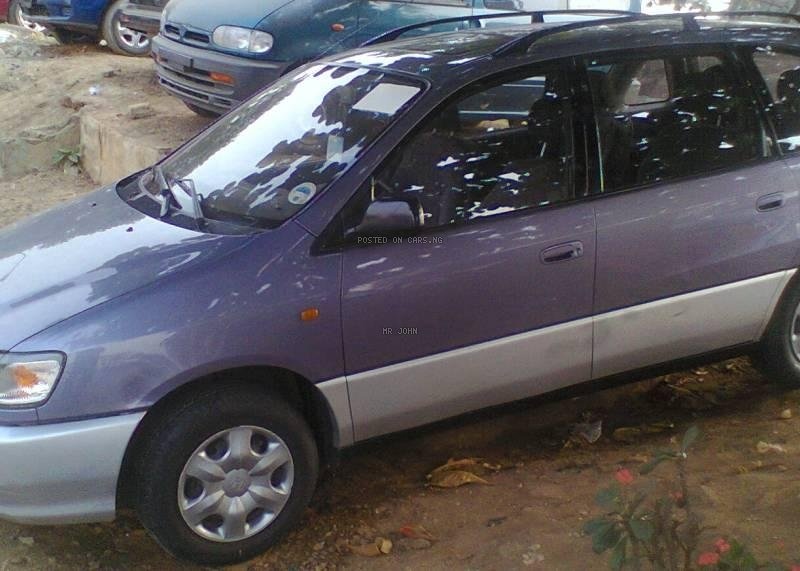 Nigerian Used Toyota Picnic 2000 for Sale In Sokoto image