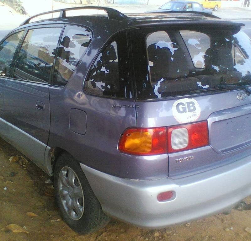 Nigerian Used Toyota Picnic 2000 for Sale In Sokoto image