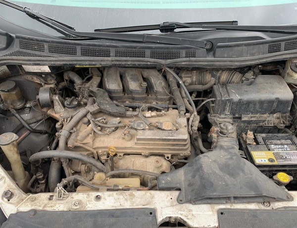 Toyota Sienna 2007 3 roll seater Super engine