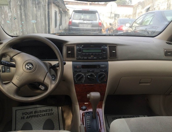 2007 TOYOTA COROLLA LE  FOUR CYLINDER FABRIC SEATS