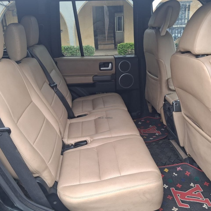 Nigerian Used Land Rover LR3 2006 in Ibadan image