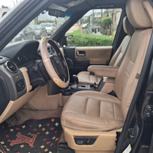 Nigerian Used Land Rover LR3 2006 in Ibadan