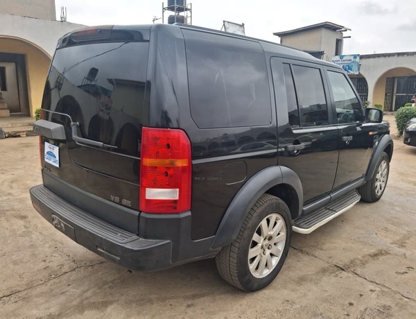 Nigerian Used Land Rover LR3 2006 in Ibadan