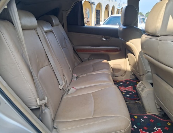 Nigerian Used Lexus RX330 2004  in Ibadan