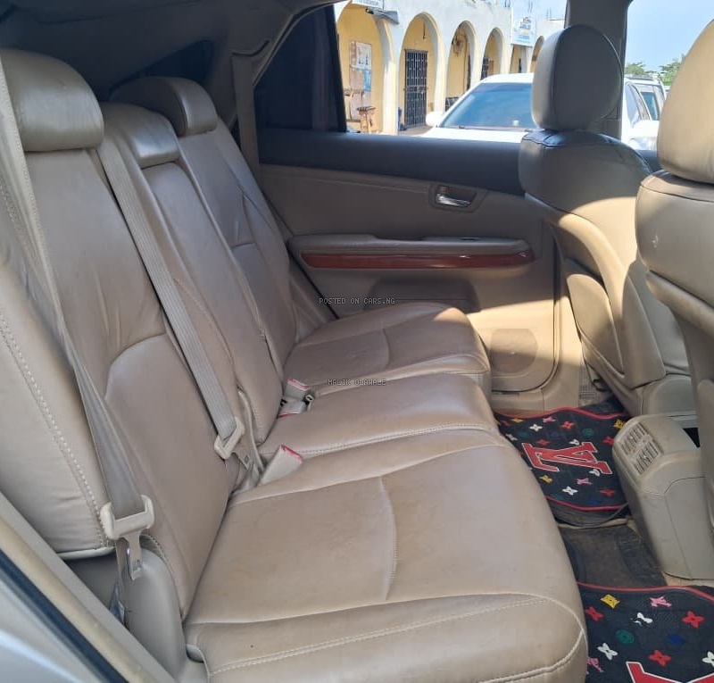 Nigerian Used Lexus RX330 2004  in Ibadan image