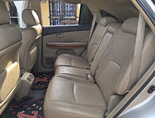 Nigerian Used Lexus RX330 2004  in Ibadan