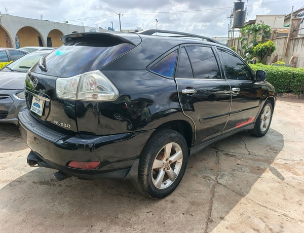LEXUS RX330 2005 for Sale in Ibadan