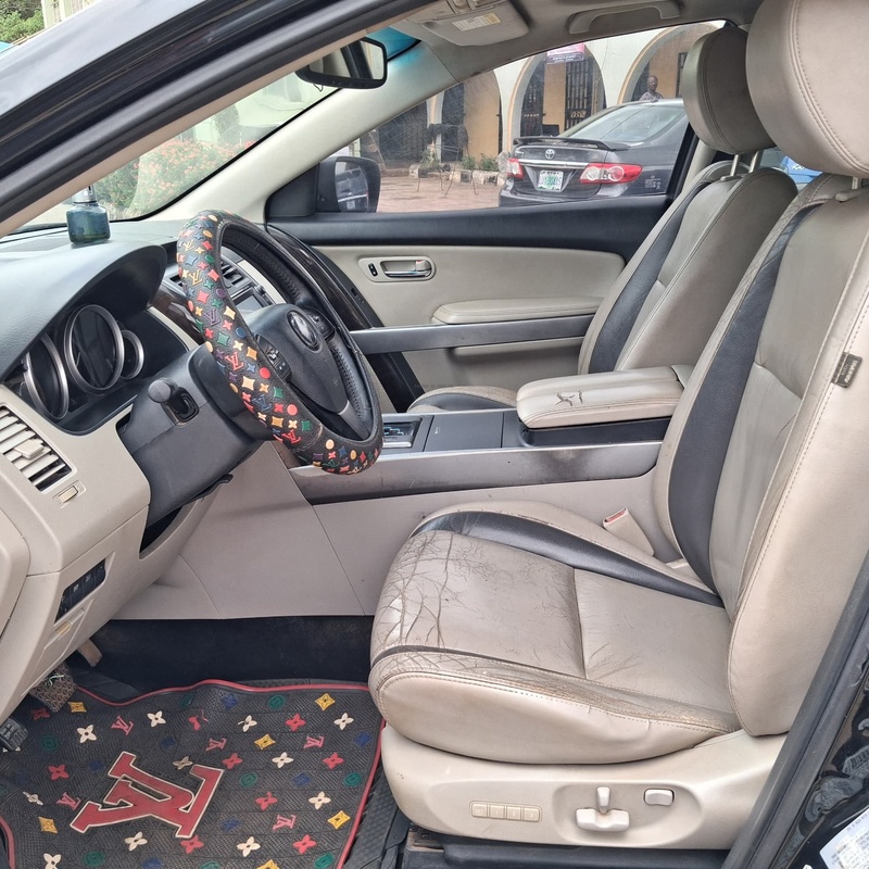 Nigerian Used MAZDA CX 9 SUV in  Oyo State image
