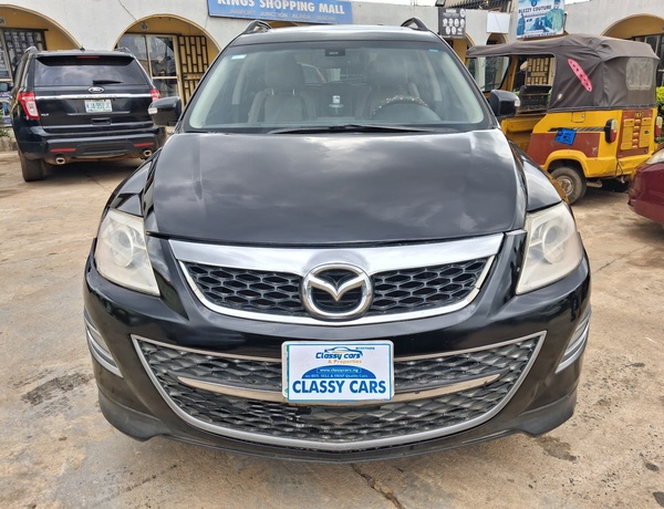 Nigerian Used MAZDA CX 9 SUV in  Oyo State