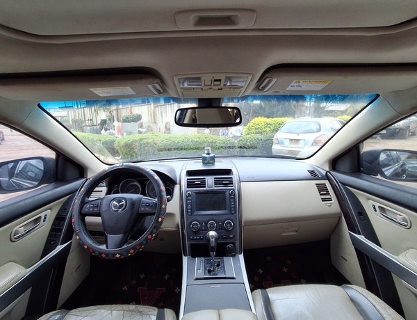 Nigerian Used MAZDA CX 9 SUV in  Oyo State
