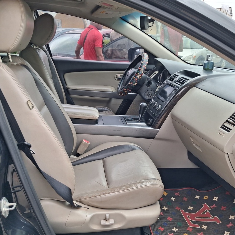Nigerian Used MAZDA CX 9 SUV in  Oyo State image
