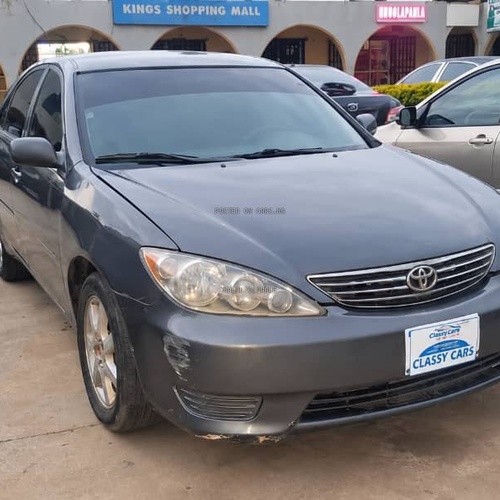 Nigerian Used Toyota Camry 2005 in Oyo State