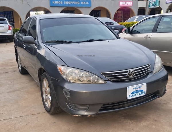 Nigerian Used Toyota Camry 2005 in Oyo State