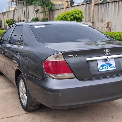 Nigerian Used Toyota Camry 2005 in Oyo State