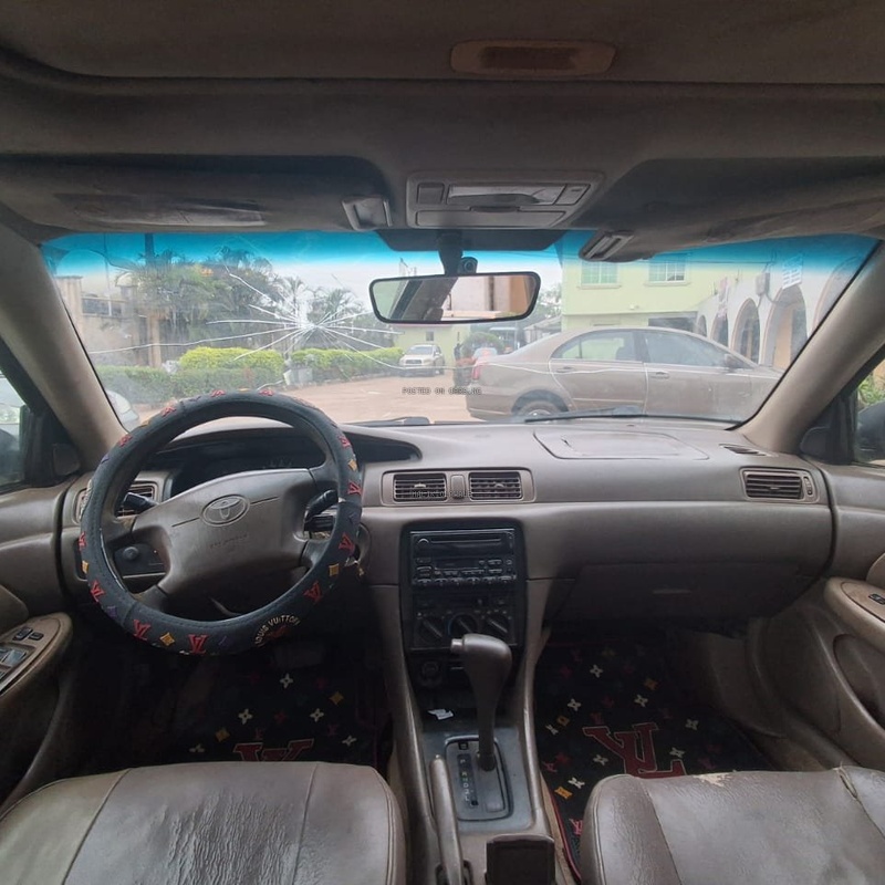 Nigerian Used Toyota Camry Pencil  2000 in  Oyo State image