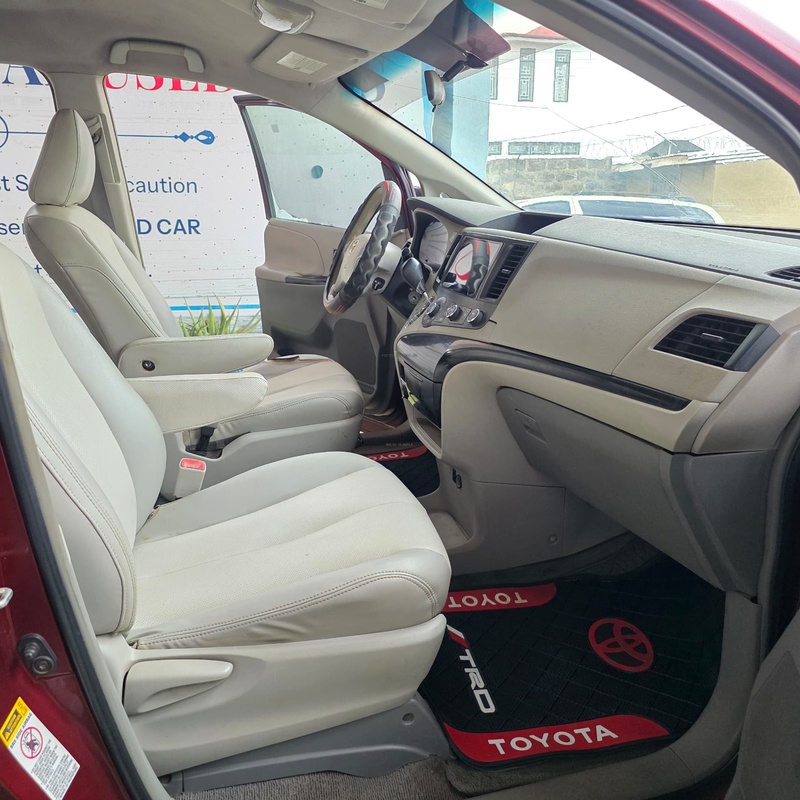 TOYOTA SIENNA 2013 for Sale In Ilorin Kwara State image