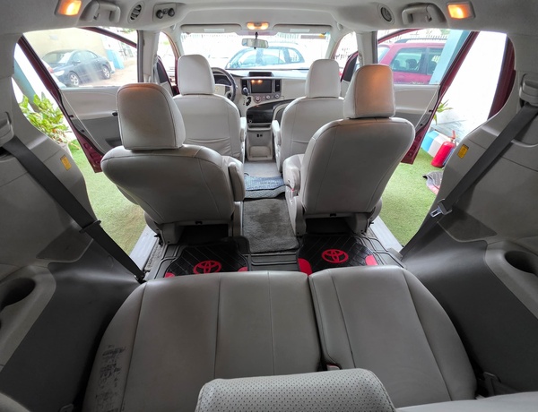 TOYOTA SIENNA 2013 for Sale In Ilorin Kwara State
