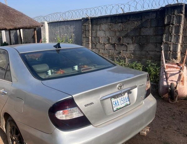 Toyota Camry XLE full option 2002 for Sale 