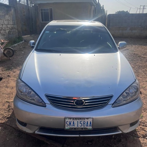 Toyota Camry XLE full option 2002 for Sale 