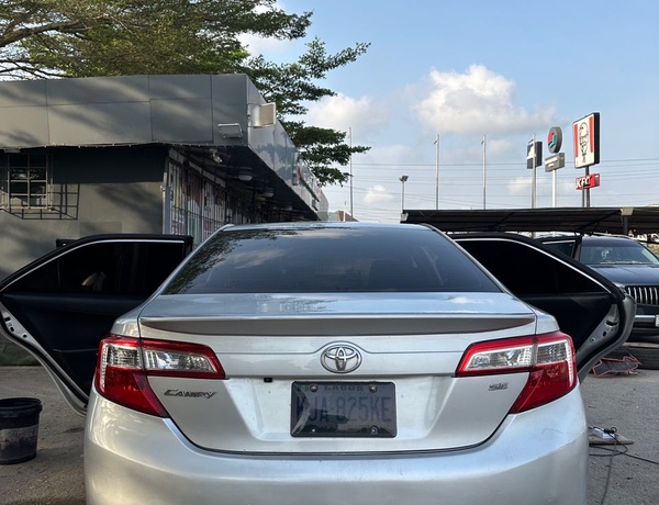 Neatly Used Toyota Camry 2014 For Sale in Lagos 