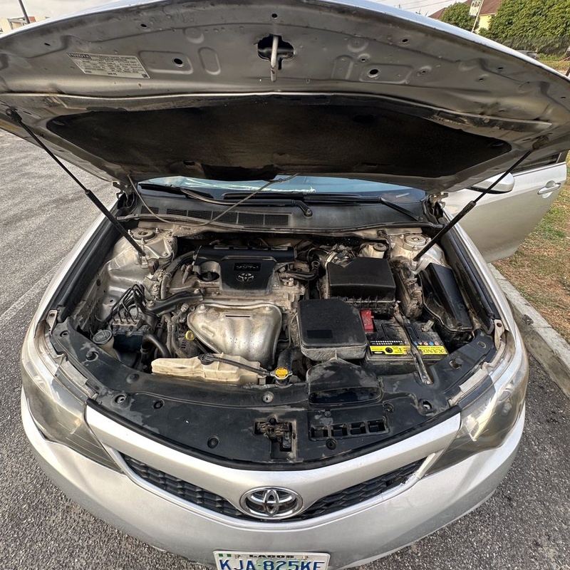 Neatly Used Toyota Camry 2014 For Sale in Lagos  image