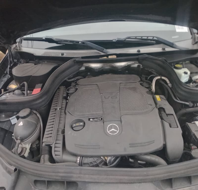 Mercedes Benz GLK350 2015 Model for Sale In Lagos image