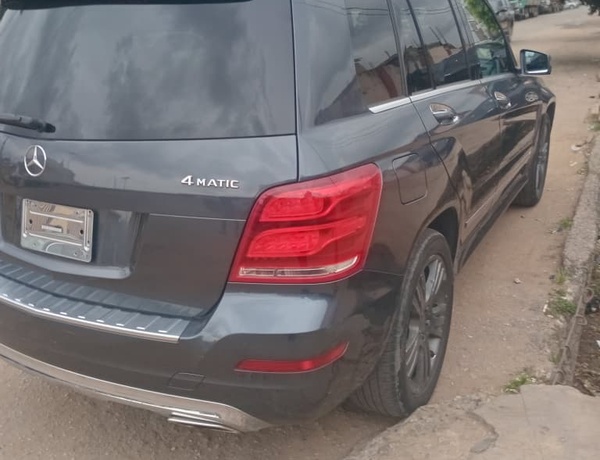 Mercedes Benz GLK350 2015 Model for Sale In Lagos