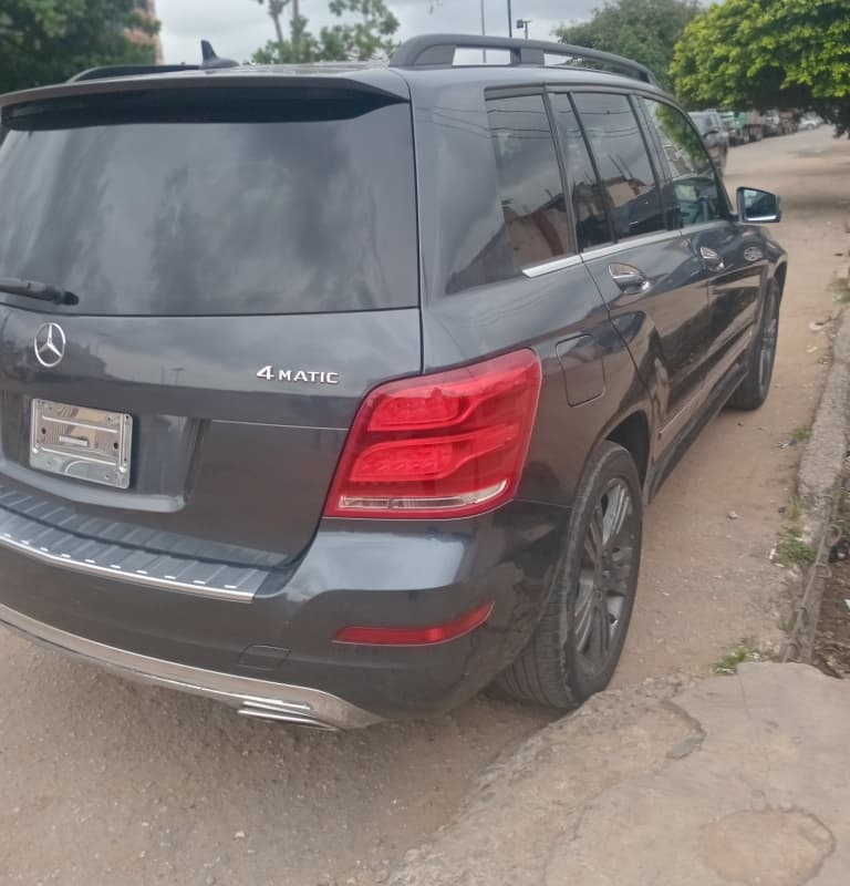 Mercedes Benz GLK350 2015 Model for Sale In Lagos image