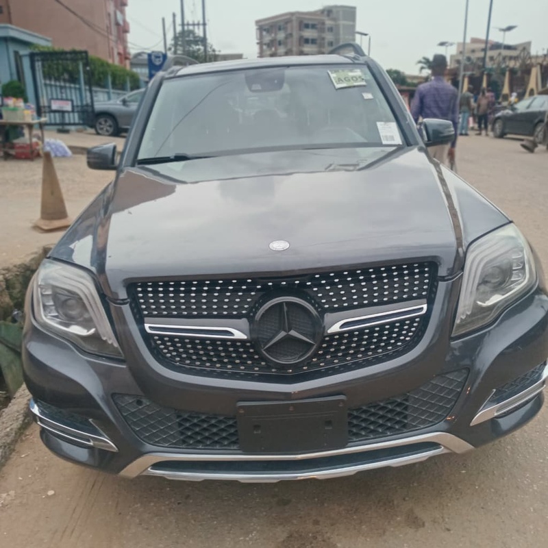 Mercedes Benz GLK350 2015 Model for Sale In Lagos image