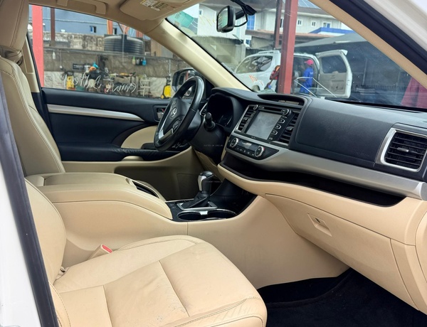Foreign Used Toyota Highlander 2014 Model