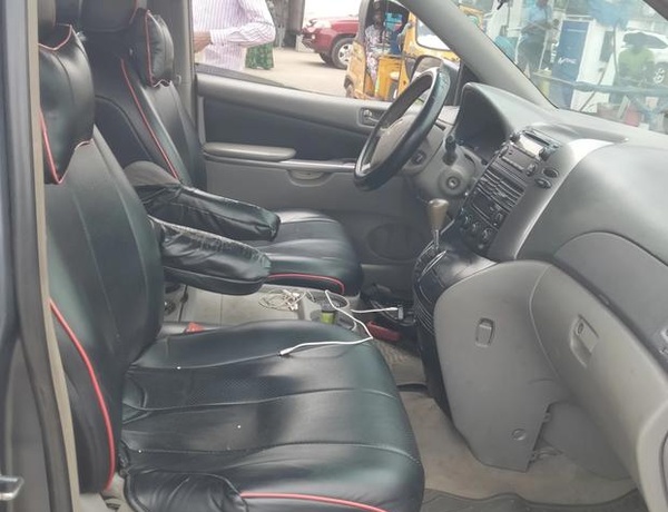 TOYOTA SIENNA 2008 IN LAGOS