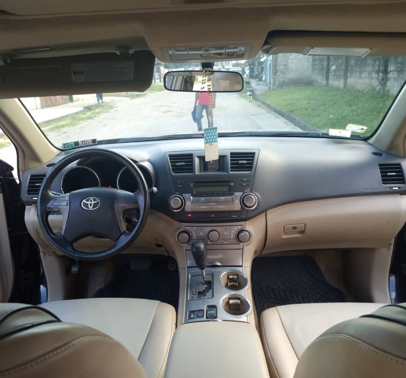 Toyota Highlander 2012 for Sale in Portharcourt image