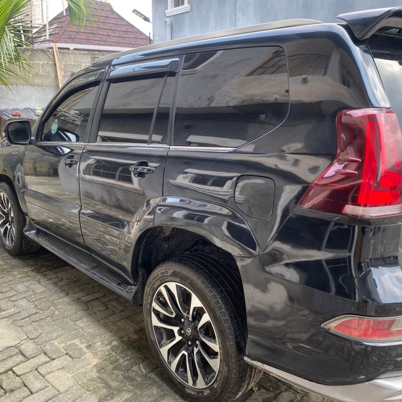 LEXUS GX470 UPGRADE TO GX460 2006 FOR SALE IN LAGOS image
