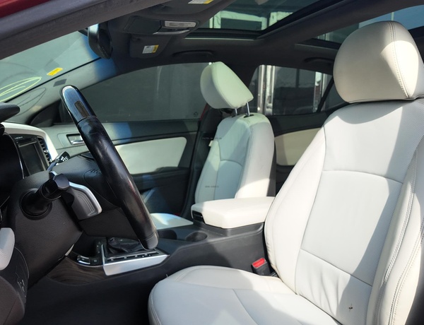 Foreign Used 2013 Kia Optima SXL for Sale In Lagos