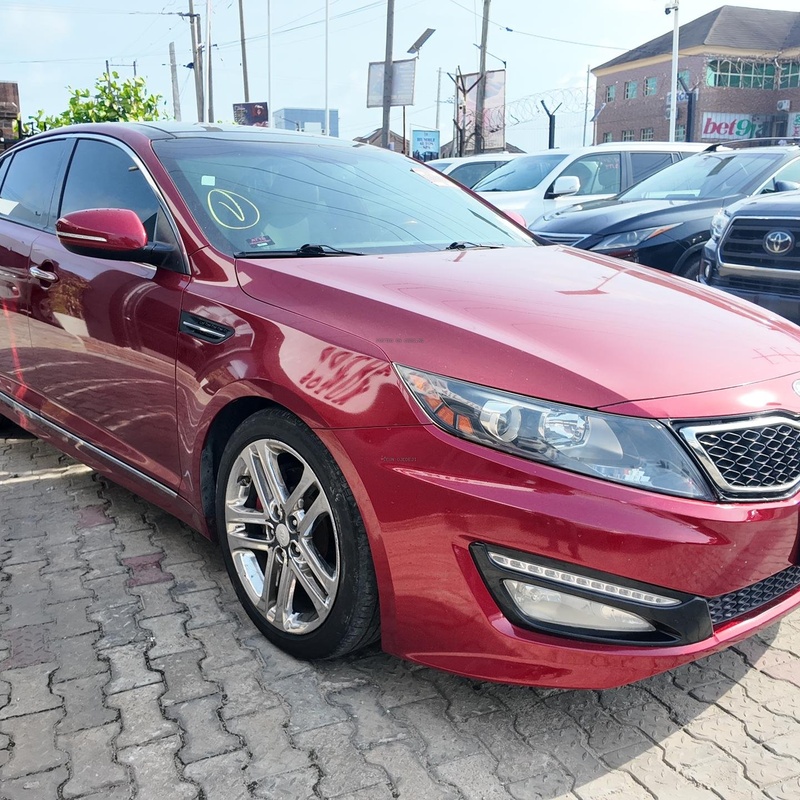 Foreign Used 2013 Kia Optima SXL for Sale In Lagos image