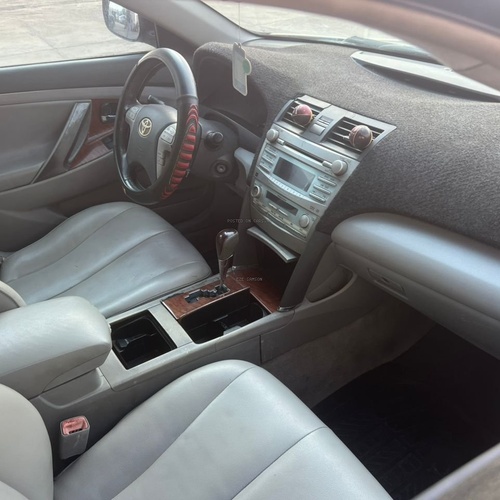 Reg Toyota Camry Model 2009 XLE for Sale In Lagos