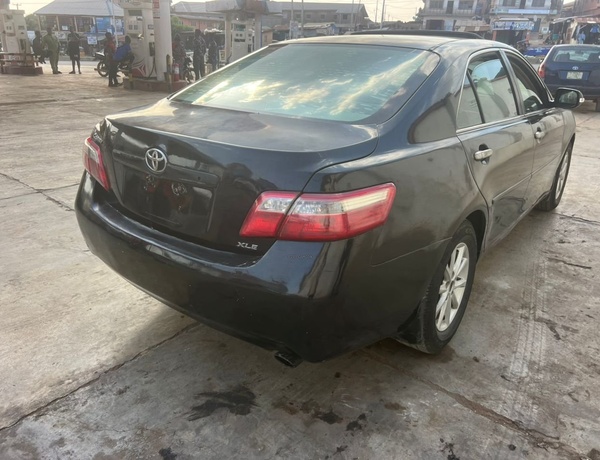 Reg Toyota Camry Model 2009 XLE for Sale In Lagos