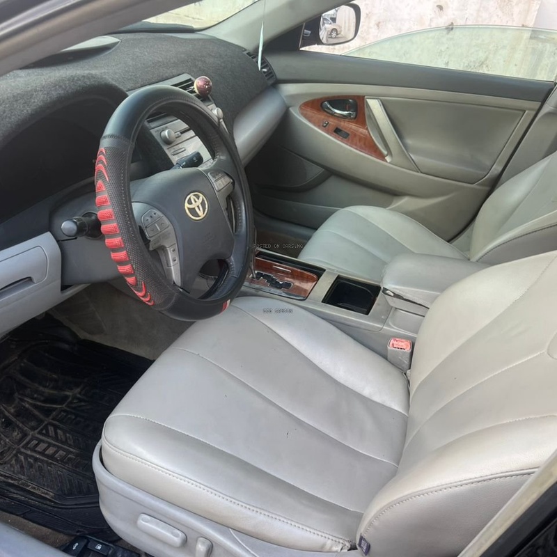 Reg Toyota Camry Model 2009 XLE for Sale In Lagos image