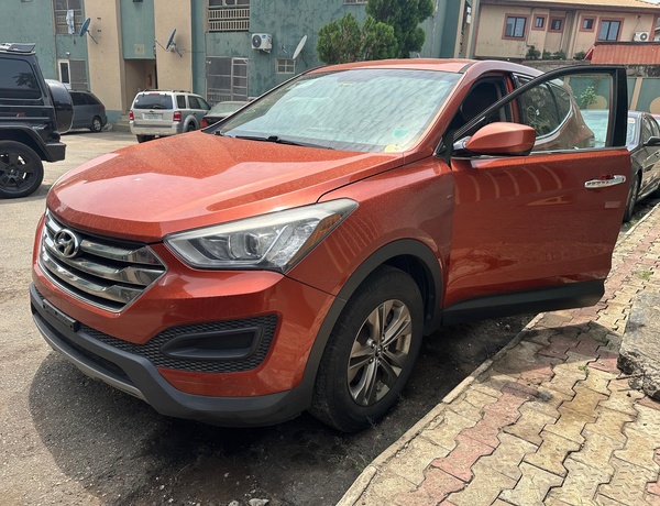 2014 Hyundai Santa Fe Sport for Sale In Lagos