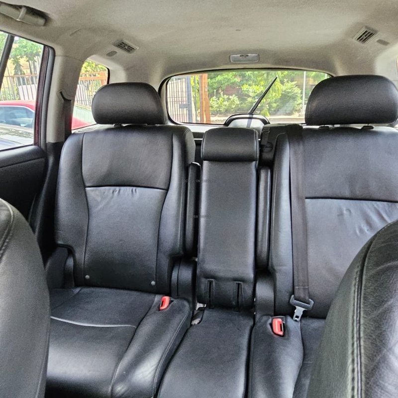 Neat Cheap Foreign Used Toyota Highlander 2012 for Sale In Lagos image